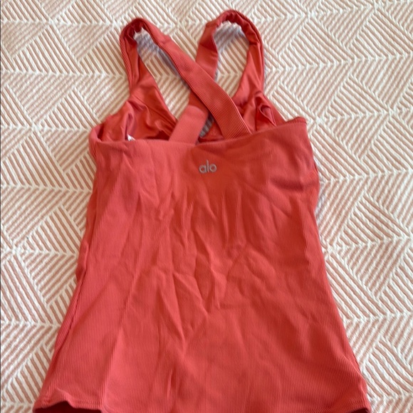 Alo yoga workout tank - Picture 2 of 2